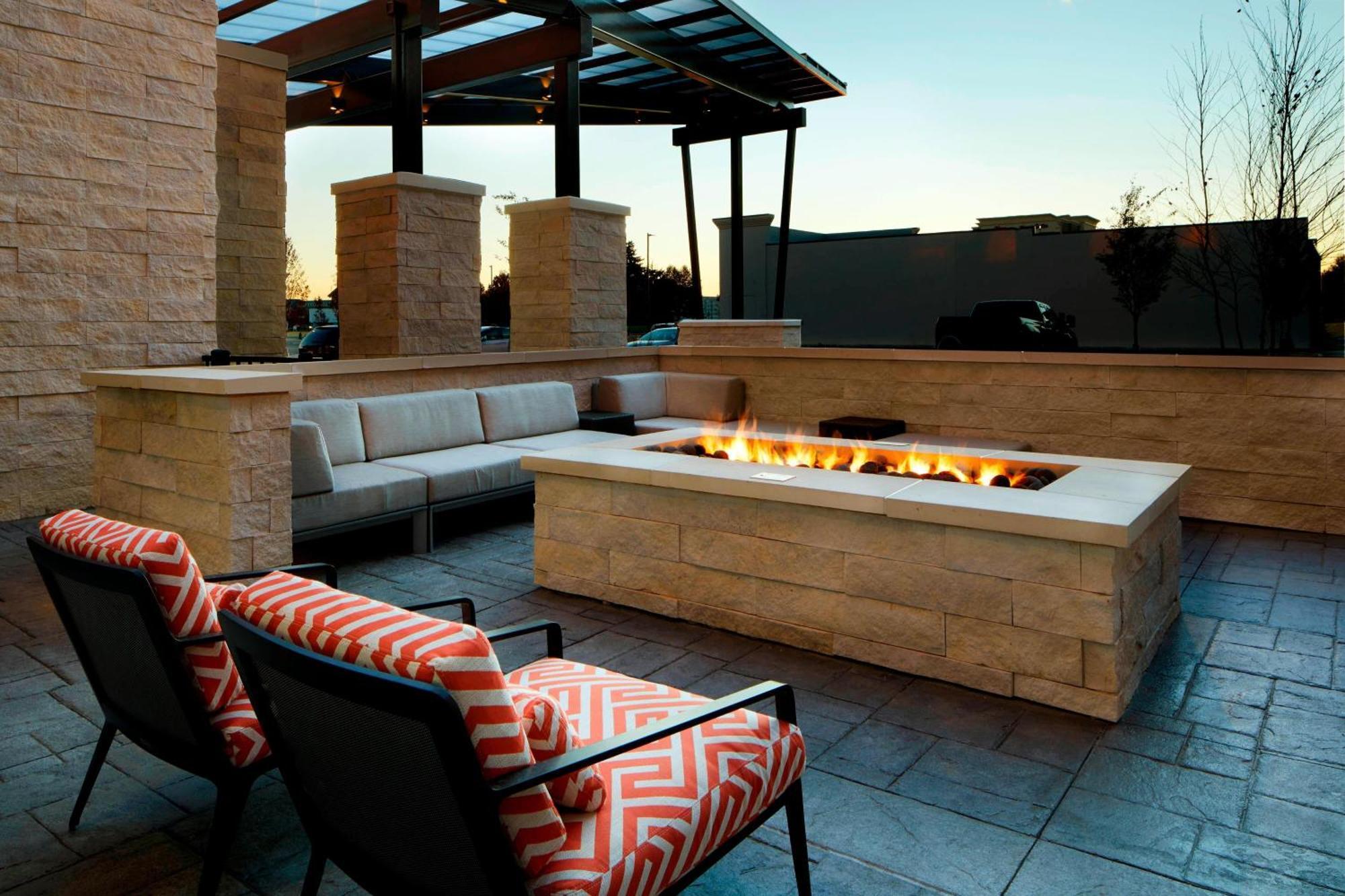 Towneplace Suites By Marriott Columbus Easton Area Exterior photo