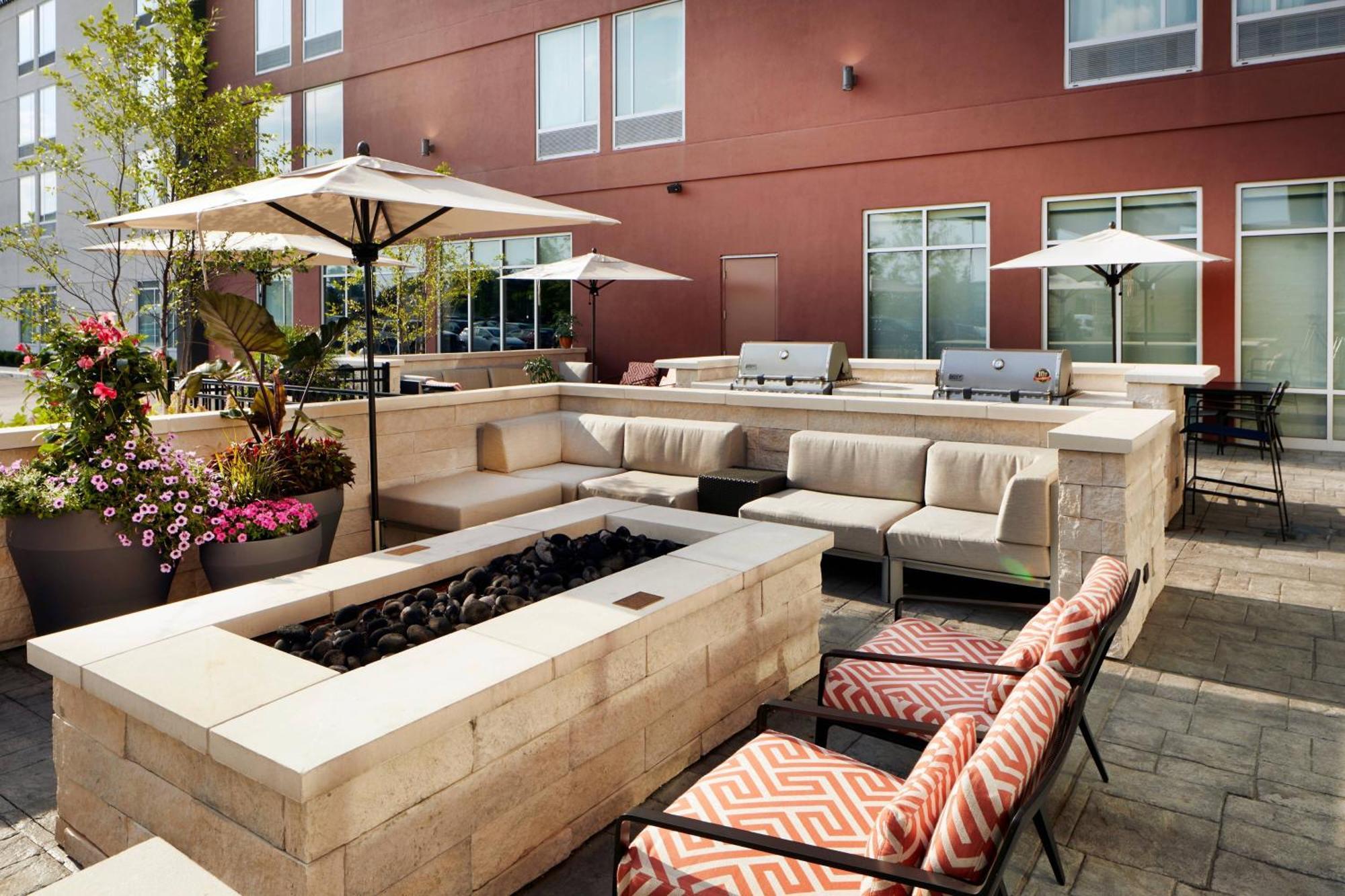 Towneplace Suites By Marriott Columbus Easton Area Exterior photo